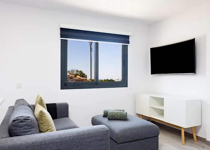 Superior One-Bedroom Apartment